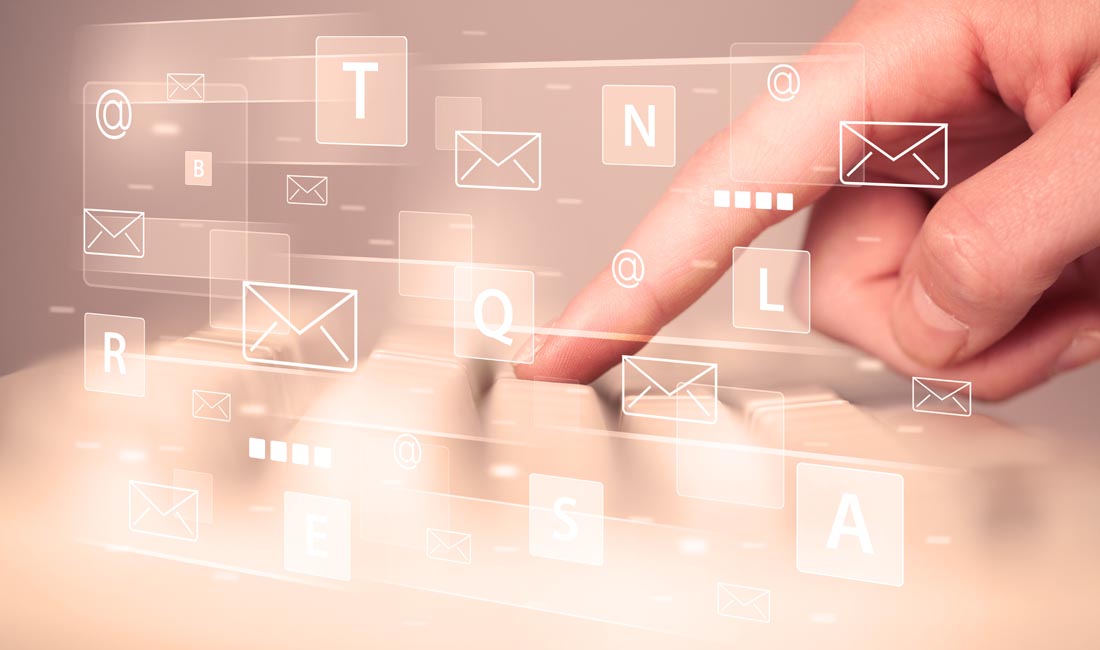 美国CPI数据提振黄金期货触及高点，短线交易者获利了结致收跌